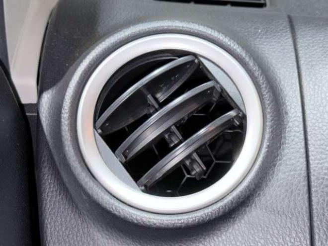 eKカスタムG 4WD 下廻防錆スマキーナビ 660