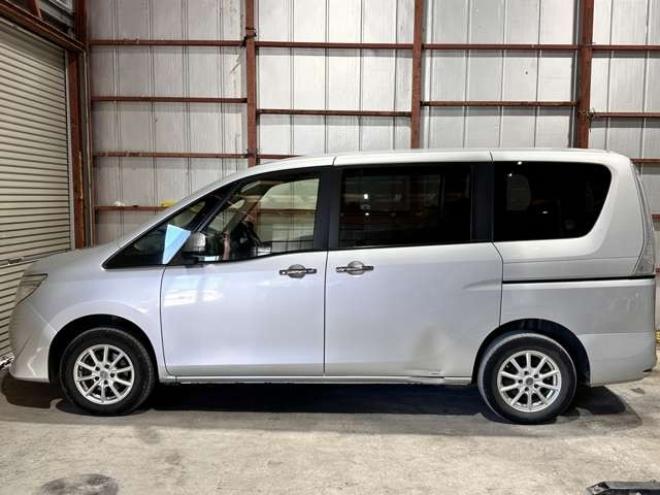 セレナ2.0 20S 4WD 下部防錆TVナビETC 2000