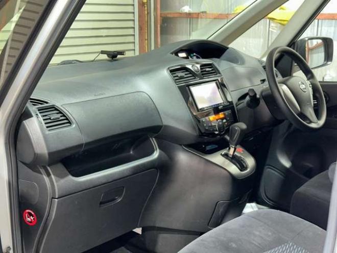 セレナ2.0 20S 4WD 下部防錆TVナビETC 2000