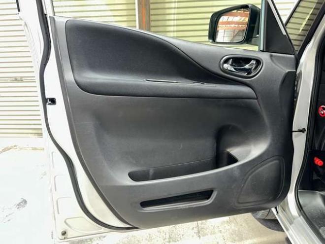 セレナ2.0 20S 4WD 下部防錆TVナビETC 2000