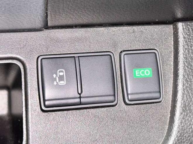 セレナ2.0 20S 4WD 下部防錆TVナビETC 2000