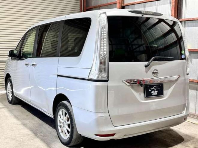 セレナ2.0 20S 4WD 下部防錆TVナビETC 2000