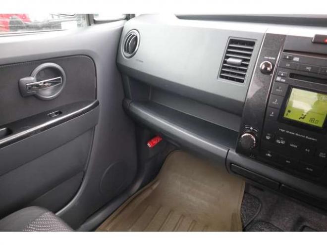 ワゴンRスティングレー DI 4WD　HID・スマートキー・直噴ターボ・4.2万キロ 660