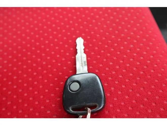 Keiワークス 4WD　キーレス・社外マフラー・ローダウン 660