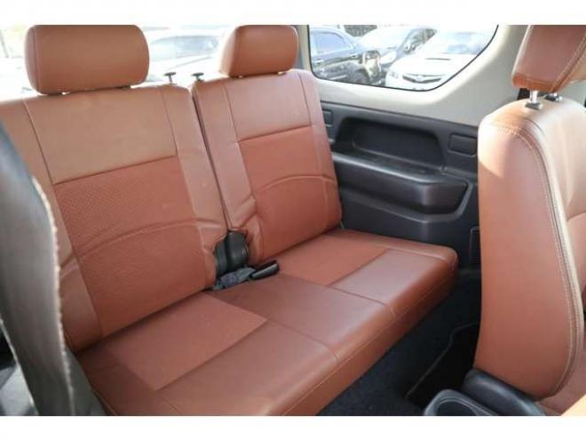 ジムニーランドベンチャー 4WD　ナビ・TV・R8/10月 660