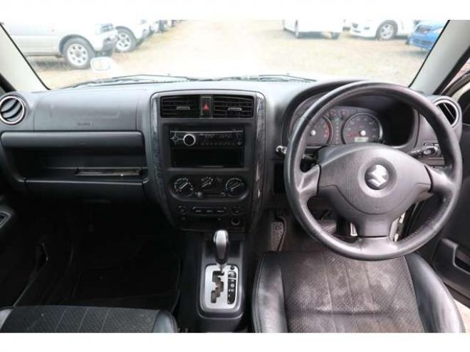 ジムニーランドベンチャー 4WD　AT・4WD・ターボ・修復なし・R8/6月 660