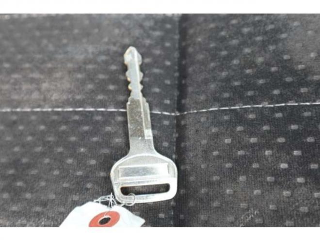 ジムニーランドベンチャー 4WD　AT・4WD・ターボ・修復なし・R8/6月 660