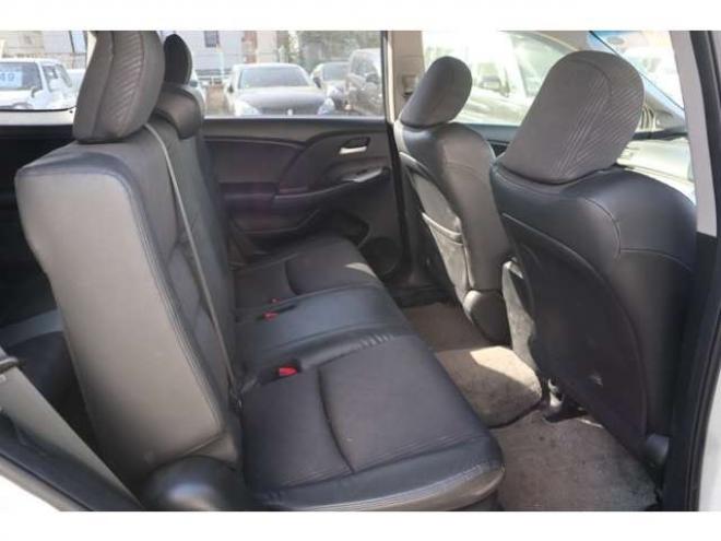 オデッセイ2.4 アブソルート 4WD ナビTV・バックカメラ・キーレス 2400