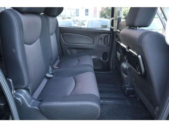 セレナ2.0 ハイウェイスター 4WD HID・ナビ・TV・両側パワースライドドア・バックカメラ・R9/5月・9.6万キロ 2000