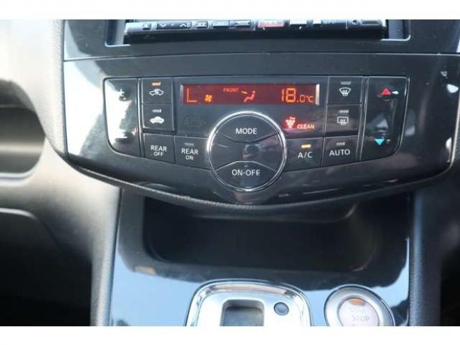 セレナ2.0 ハイウェイスター 4WD HID・ナビ・TV・両側パワースライドドア・バックカメラ・R9/5月・9.6万キロ 2000