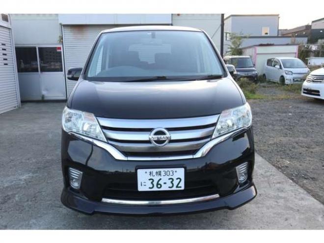 セレナ2.0 ハイウェイスター 4WD HID・ナビ・TV・両側パワースライドドア・バックカメラ・R9/5月・9.6万キロ 2000