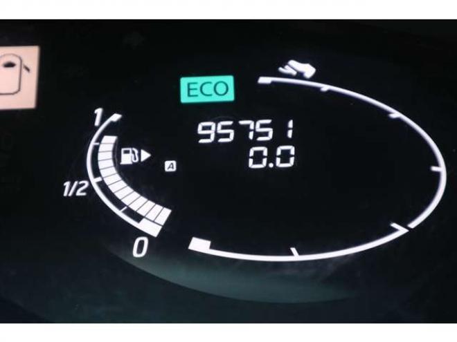 セレナ2.0 ハイウェイスター 4WD HID・ナビ・TV・両側パワースライドドア・バックカメラ・R9/5月・9.6万キロ 2000