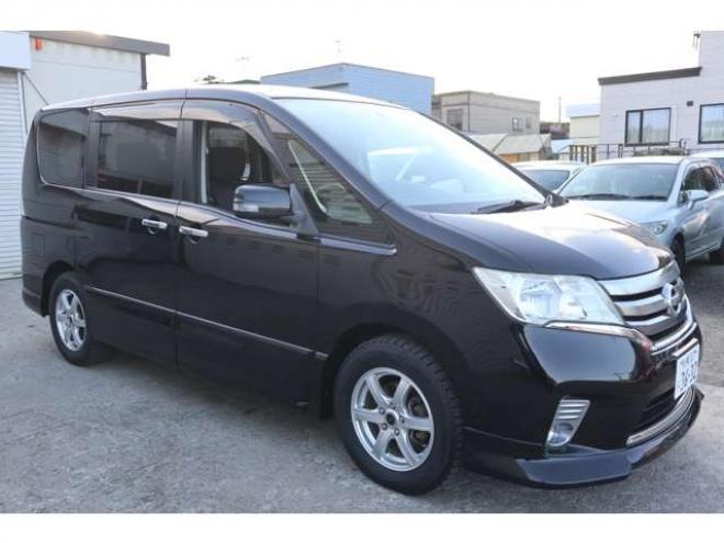 セレナ2.0 ハイウェイスター 4WD HID・ナビ・TV・両側パワースライドドア・バックカメラ・R9/5月・9.6万キロ 2000