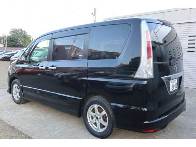 セレナ2.0 ハイウェイスター 4WD HID・ナビ・TV・両側パワースライドドア・バックカメラ・R9/5月・9.6万キロ 2000