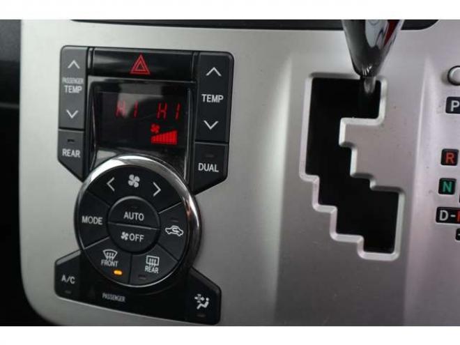 ヴォクシー2.0 ZS 煌 4WD ナビTV・Bカメラ・両パワスラ・エンスタ 2000