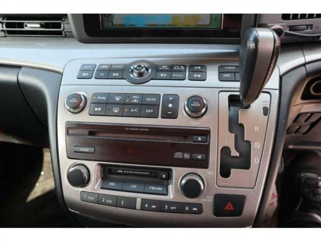 エルグランド2.5 ライダーS 4WD スマートキー・左パワスラ・TV・Bカメラ・Tチェーン・ローダウン・8万キロ 2500