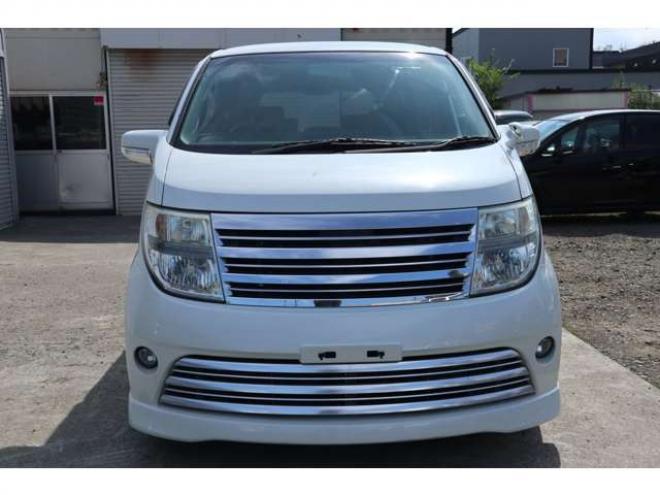 エルグランド2.5 ライダーS 4WD スマートキー・左パワスラ・TV・Bカメラ・Tチェーン・ローダウン・8万キロ 2500