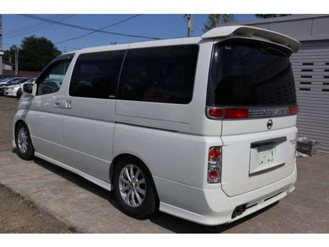 エルグランド2.5 ライダーS 4WD スマートキー・左パワスラ・TV・Bカメラ・Tチェーン・ローダウン・8万キロ 2500