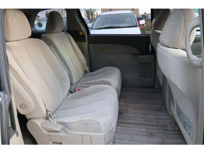 エスティマハイブリッド2.4 X 4WD 両パワスラ・ナビ・TV・Bカメラ・R8/5月 2400