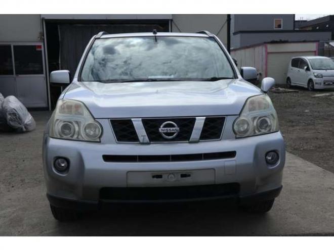 エクストレイル2.0 20GT ディーゼルターボ 4WD　6速マニュアル・ナビ・TV・Bカメラ 2000