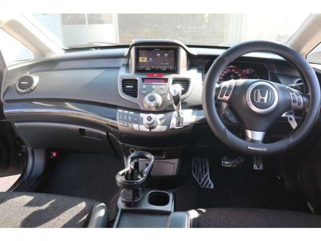 オデッセイ2.4 アブソルート 4WD ナビ・TV・バックカメラ・キーレス 2400