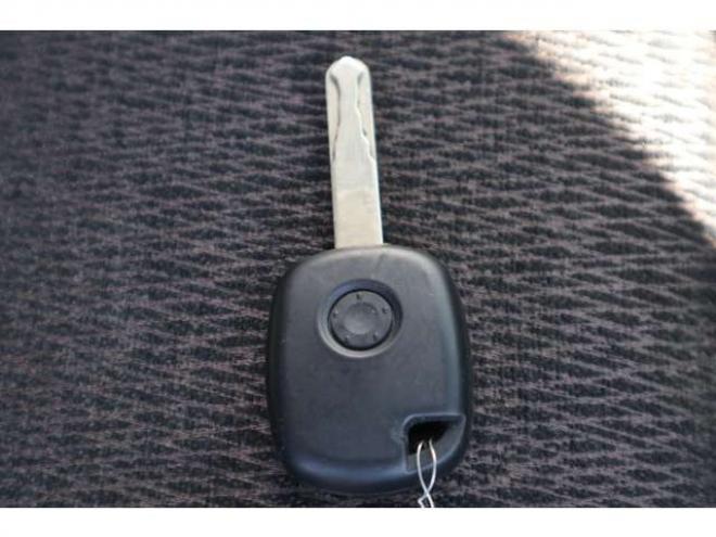 オデッセイ2.4 アブソルート 4WD ナビ・TV・バックカメラ・キーレス 2400