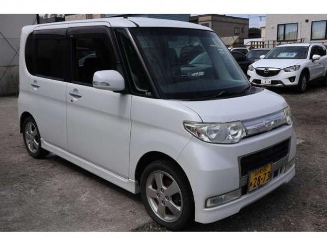 タントカスタム RS 4WD　スマートキー・左パワースライドドア・ターボ 660