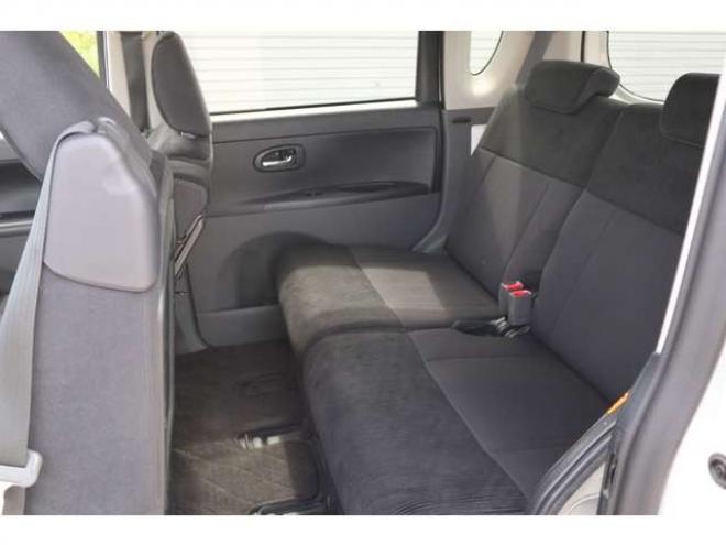 タントカスタム RS 4WD　スマートキー・左パワースライドドア・ターボ 660