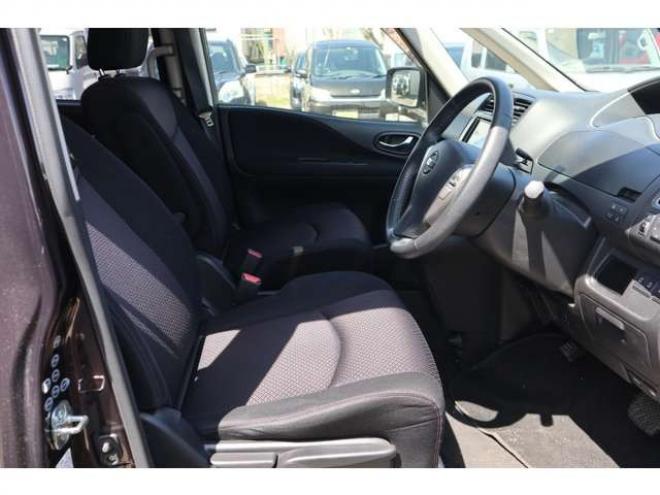 セレナ2.0 ハイウェイスター 4WD バックカメラ・スマートキー・R8/7月 2000