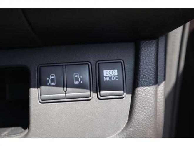 セレナ2.0 ハイウェイスター 4WD バックカメラ・スマートキー・R8/7月 2000