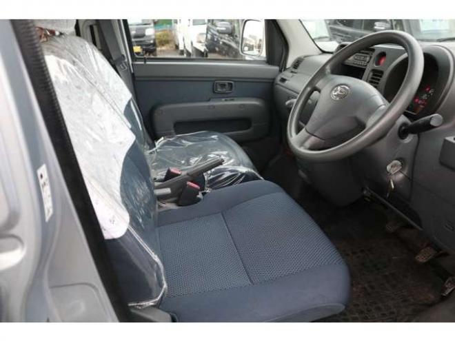 ハイゼットカーゴ クルーズターボ ハイルーフ 4WD 5速マニュアル・4WD・ターボ・4万キロ 660