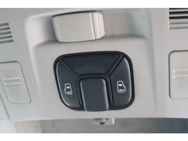 ヴェルファイア2.4 Z 4WD 両パワスラ・ナビ・TV・バックカメラ・ローダウン 2400