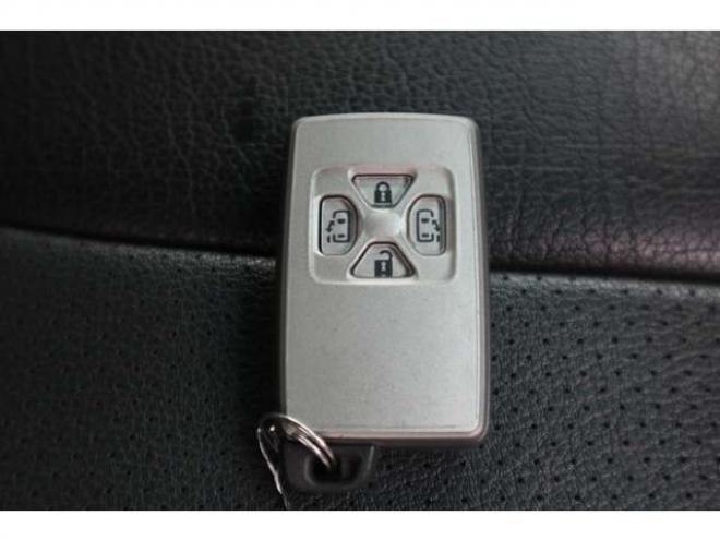 ヴェルファイア2.4 Z 4WD 両パワスラ・ナビ・TV・バックカメラ・ローダウン 2400