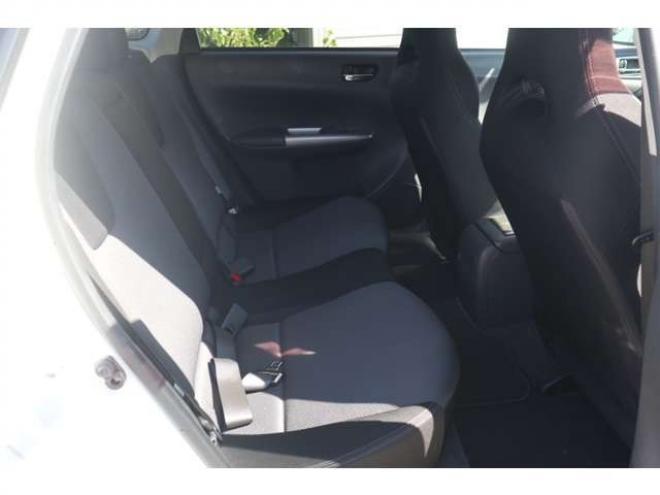 インプレッサハッチバック 2.0 S-GT 4WD ナビ・TV・スマートキー・ターボ 2000