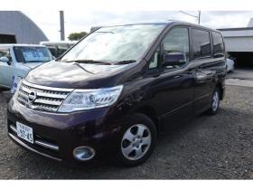 セレナ 2.0 ハイウェイスター Vセレクション 4WD 両側パワースライドドア・ナビ・TV・バックカメラ・スマートキー・R8/12月・8.3万キロ 2000