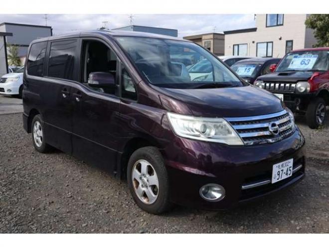 セレナ2.0 ハイウェイスター Vセレクション 4WD 両側パワースライドドア・ナビ・TV・バックカメラ・スマートキー・R8/12月・8.3万キロ 2000