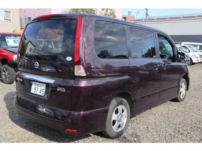 セレナ2.0 ハイウェイスター Vセレクション 4WD 両側パワースライドドア・ナビ・TV・バックカメラ・スマートキー・R8/12月・8.3万キロ 2000