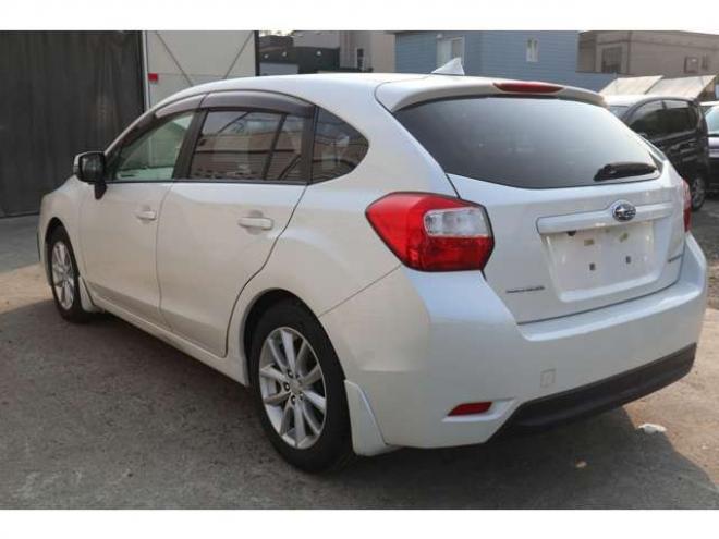 インプレッサスポーツ 2.0 i アイサイト 4WD ナビ・TV・Bカメラ・スマートキー 2000