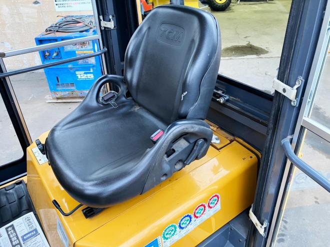 フォークリフトTCM　中古　フォークローダー/ハイリフトアーム/ショベルローダー　SD25T8