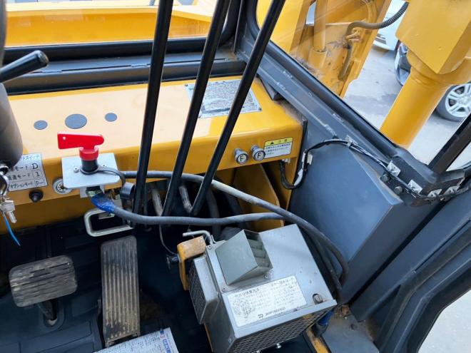 フォークリフトTCM　中古　フォークローダー/ハイリフトアーム/ショベルローダー　SD25T8