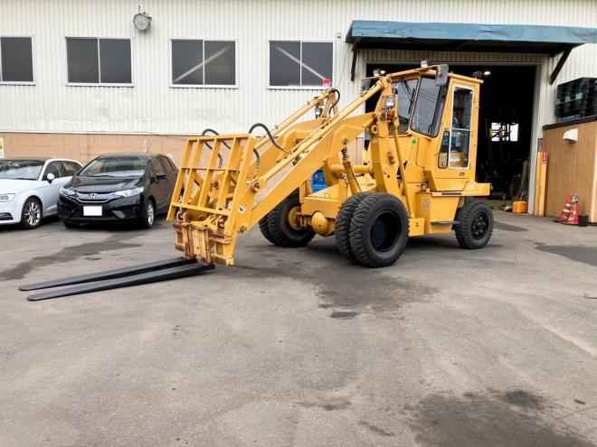 フォークリフトTCM　中古　フォークローダー/ハイリフトアーム/ショベルローダー　SD25T8