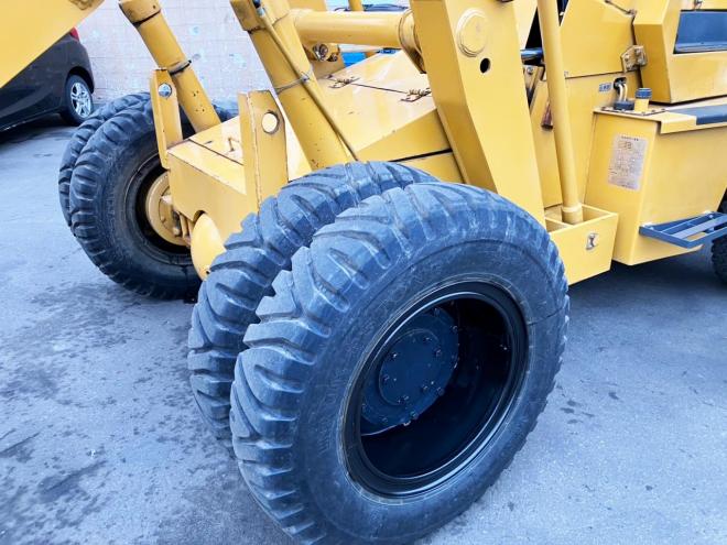 フォークリフトTCM　中古　フォークローダー/ハイリフトアーム/ショベルローダー　SD25T8