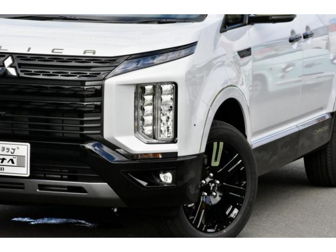 デリカD:5　Chamonix　４ＷＤ　登録済未使用車　シャモニーコンプリートパッケージ　アルパインナビビッグＸ　ドラレコ前後　フロアマット