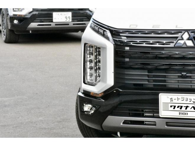 デリカD:5　Chamonix　４ＷＤ　登録済未使用車　シャモニーコンプリートパッケージ　アルパインナビビッグＸ　ドラレコ前後　フロアマット