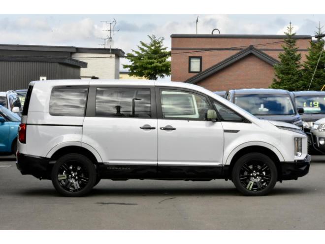 デリカD:5　Chamonix　４ＷＤ　登録済未使用車　シャモニーコンプリートパッケージ　アルパインナビビッグＸ　ドラレコ前後　フロアマット