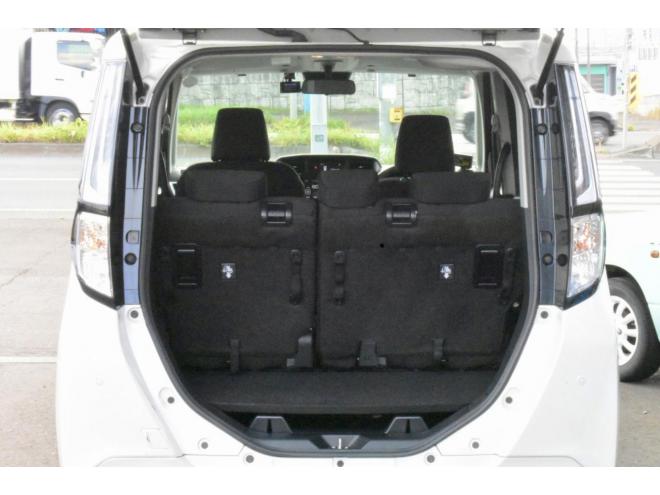 ルーミーカスタムG　4WD　ワンオーナ　純正ディスプレイオーディオ　禁煙車　両側パワースライドドア　夏／冬タイヤ　ドラレコ