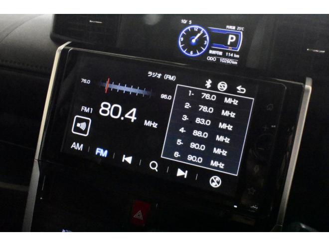 ルーミーカスタムG　4WD　ワンオーナ　純正ディスプレイオーディオ　禁煙車　両側パワースライドドア　夏／冬タイヤ　ドラレコ