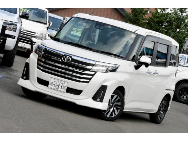 ルーミーカスタムG　4WD　ワンオーナ　純正ディスプレイオーディオ　禁煙車　両側パワースライドドア　夏／冬タイヤ　ドラレコ