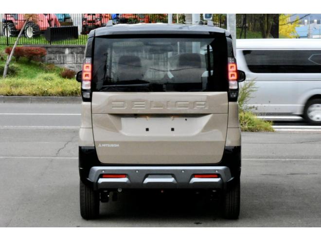 デリカミニ超新型　4WD　Tプレミアム　新車　寒冷地パック