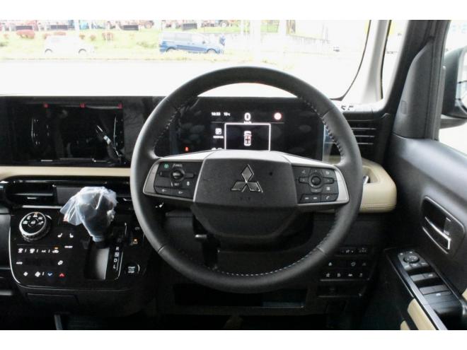 デリカミニ超新型　4WD　Tプレミアム　新車　寒冷地パック